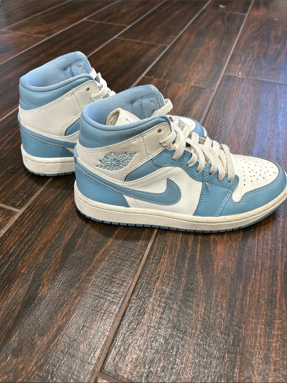 Jordan Kids Mid-Top Sneakers in White and Light Blue